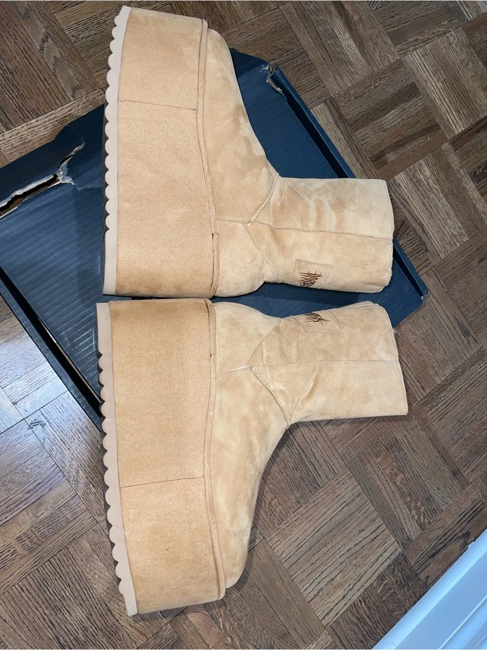 DOLLS KILL ATMOSPHERE FLEECE LINED SUEDE PLATFORM BOOTS DW21-416 US 8 BROWN NWT - Picture 5 of 10